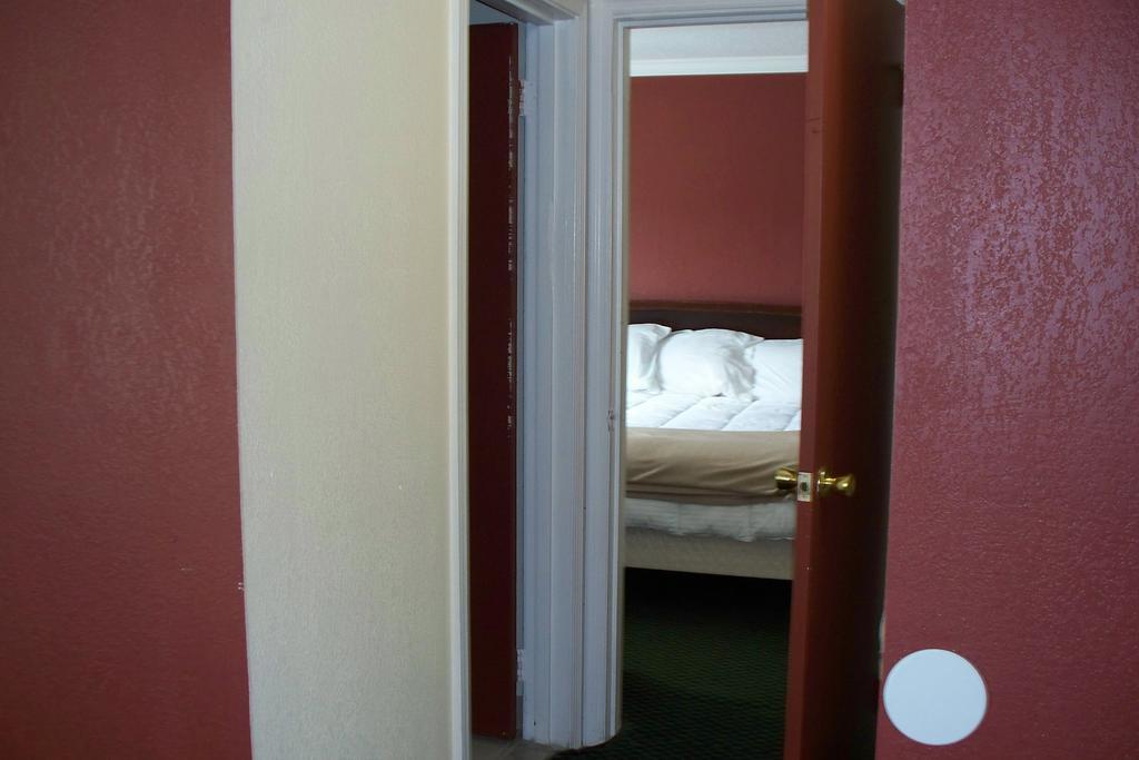 Budget Inn & Suites Wall エクステリア 写真
