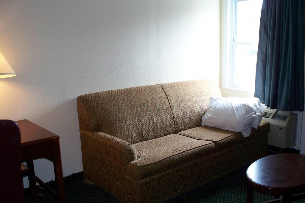Budget Inn & Suites Wall エクステリア 写真