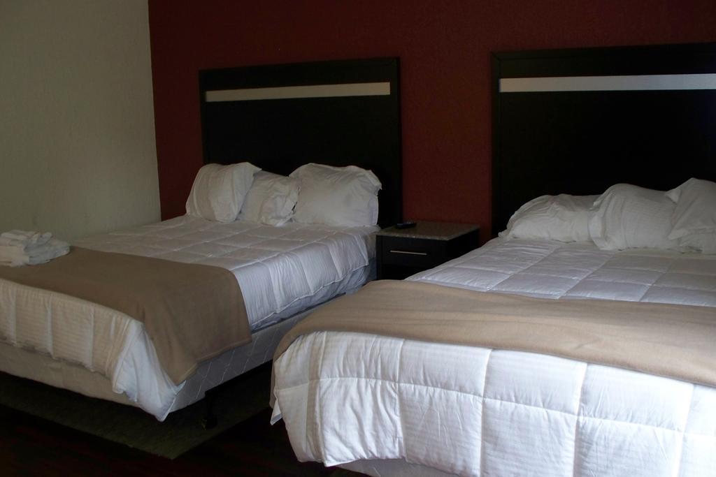 Budget Inn & Suites Wall エクステリア 写真